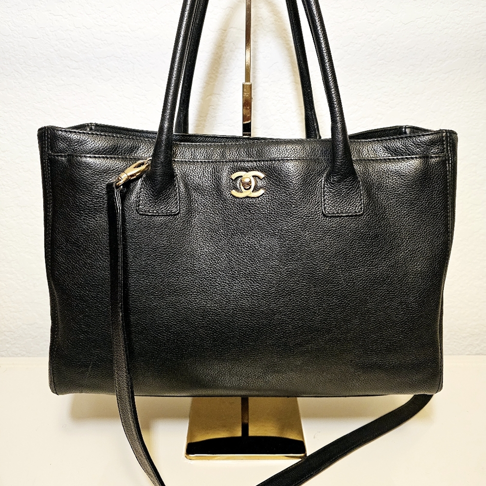 CHANEL Executive Cerf Tote Handbag w/ Removable Shoulder Strap